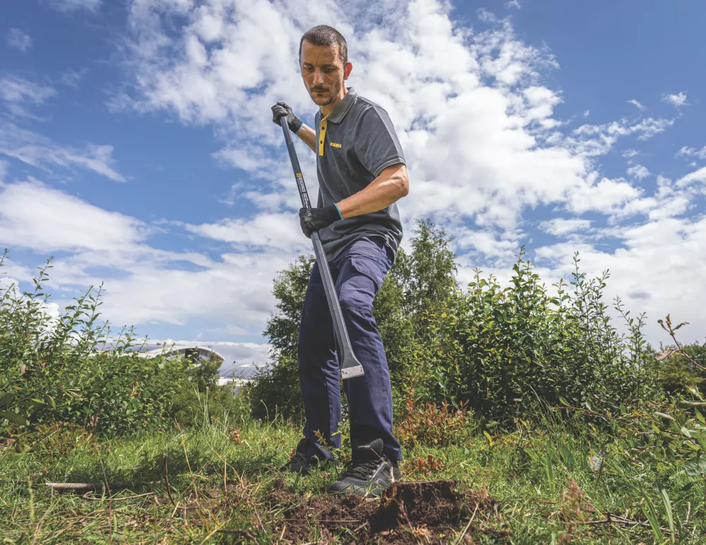 Roughneck 14lb Chisel & Point Digging Bar 50mm X 1520mm - Image 6
