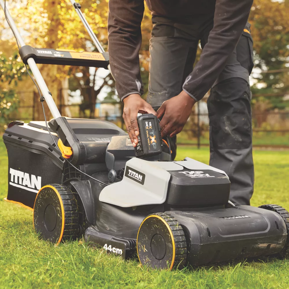 Titan TTB812BAT 18/36V 4/8Ah Li-Ion TXP Dual-Voltage Battery - Image 3