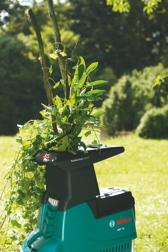 Bosch 0600803370 2500W 230kg/hr Shredder 230V - Image 2