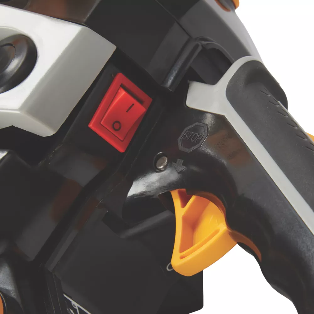 Titan TTL759CHN 40cm 40cc Petrol Chainsaw - Image 5